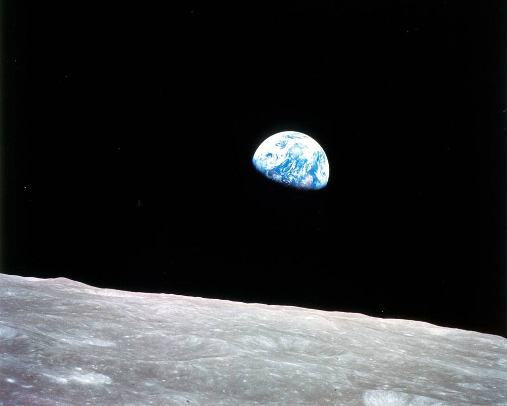 Earth Rise Credit NASA V2